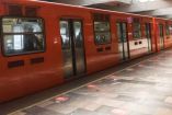 Tren del Metro detenido