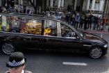 La carroza de la Reina Isabel II fue diseñada por ella misma y es un coche de la marca Jaguar