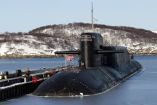 El submarino nuclear ruso Yekaterinburgo en una base en Murmansk.