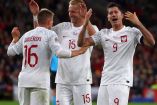Polonia festeja el gol que representaría la estadía en la Liga A.