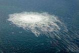 Burbujeos marinos captados desde el aire en una zona del gasoducto Nord Stream.