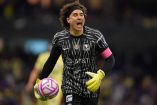 Guillermo Ochoa aún no renueva con América.