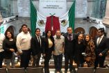 Familia de Octavio Ocaña en el Congreso del Edomex