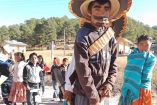 Niños durante el desfile de la Revolución Mexicana