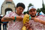 Aficionados con su jersey de la Selección Mexicana por el Mundial de Qatar 2022.