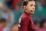 Frappart fue cuarta árbitra en dos partidos de este Mundial, en el México Vs Polonia y el Portugal Vs Ghana.