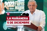 AMLO de guayabera blanca en una de sus conferencias