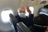 López Obrador en avión.