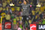 En caso de que Guillermo Ochoa renueve su vínculo con las Águilas del América, la salida de Óscar Jiménez sería prácticamente un hecho.