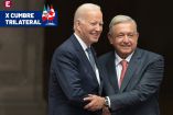 Biden y AMLO de traje estrechando su mano en Palacio Nacional