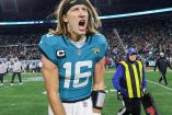 Trevor Lawrence fue interceptado en cuatro ocasiones en la primera mitad, sin embargo, logró sobreponerse.