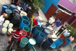 Habitantes de la alcaldía Iztapalapa padecen las escasez de agua, pues les llega a cuenta gotas.