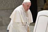 El Papa Francisco quiso aclarar que la homosexualidad no es delito y subrayar que toda criminalización no es buena ni justa”. Foto: AFP.