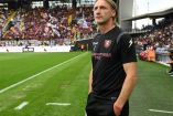 Davide Nicola dirigiendo a Salernitana.