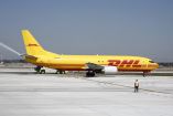 Avión de carga de DHL en el AIFA