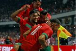Jugadores de Marruecos celebran anotación ante Brasil.