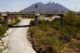 Río seco en Monterrey