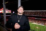 Nate Diaz en partido de los 49ers de San Francisco.