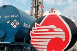 Tanque de hidrocarburo con el logo de Pemex.