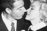 Marylin y Babe Ruth se besan 