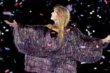 Taylor Swift durante uno de sus conciertos
