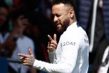 Neymar con playera de entrenamiento del PSG.