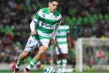 Santiago Muñoz en partido de Santos durante Clausura 2023.