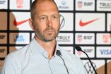 Gregg Berhalter en rueda de prensa.
