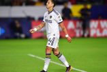 Javier 'Chicharito' Hernández en el campo