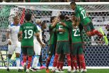 Jugadores de la Selección Mexicana celebran gol de Luis Romo.