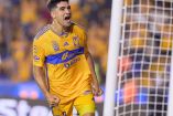 Nicolás Ibáñez celebra primer gol en el Apertura 2023 de Liga MX.