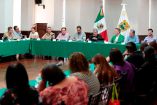  El gobernador se reunió con familias de personas desparecidas y se comprometió a realizar una entrega recepción responsable