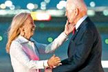 Jane Hartley, embajadora de EU en Reino Unido, recibió a Biden en el país británico.