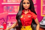 Muñeca Barbie publicada por la cadena Oxxo