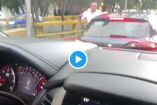 Conductor agrede a automovilista en Río Churubusco.