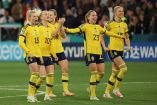 Jugadoras de Suecia celebrando en tanda de penales.