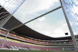 Cancha del estadio Jalisco previo a un encuentro de Liga MX.