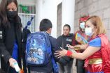 Maestras de primaria disfrazadas en superhéroes