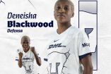 Deneisha Blackwood con uniforme de Pumas.