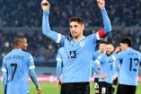 Federico Valverde celebra gol con Uruguay en Eliminatorias.