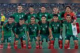 Jugadores de la Selección Mexicana previo al inicio del partido.