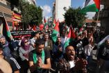 Palestinos en manifestación por guerra con Israel.