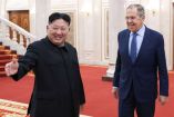 Kim Jong-un y Sergei Lavrov en su reunión en Pyongyang. (Reuters)