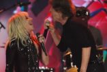 Lady Gaga cantando con Mick Jagger.