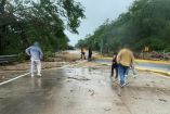Deslaves y caminos incomunicados en Guerrero por el huracán Otis