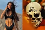 Bárbara de regil en traje de baño negro y a un lado una calavera de adorno.