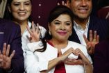 Clara Brugada oficializa su registro como precandidata única de Morena a la Jefatura de Gobierno de la CDMX