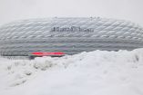 La Allianz Arena cubierta por nieve.