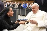 Mara Lezama se reúne con el Papa Francisco y le entrega una carta de AMLO
