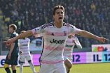 Kenan Yildiz celebra gol con Juventus ante Frosinone.